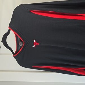 Vintage NIKE Chicago Bulls Warm up long sleeve